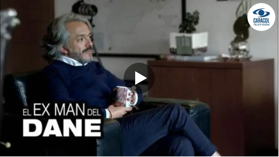 Juan Daniel Oviedo trabajó hasta hoy como director del DANE. Pasó de las burlas y el matoneo por su forma de hablar a ganarse el respeto de todos trabajando incansablemente y poniéndole buena cara a las cifras en rojo
